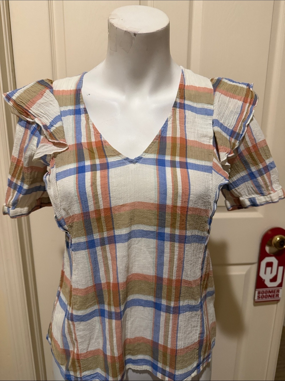 Madewell Plaid V-Neck Top with Ruffle Short Sleeve top. XS